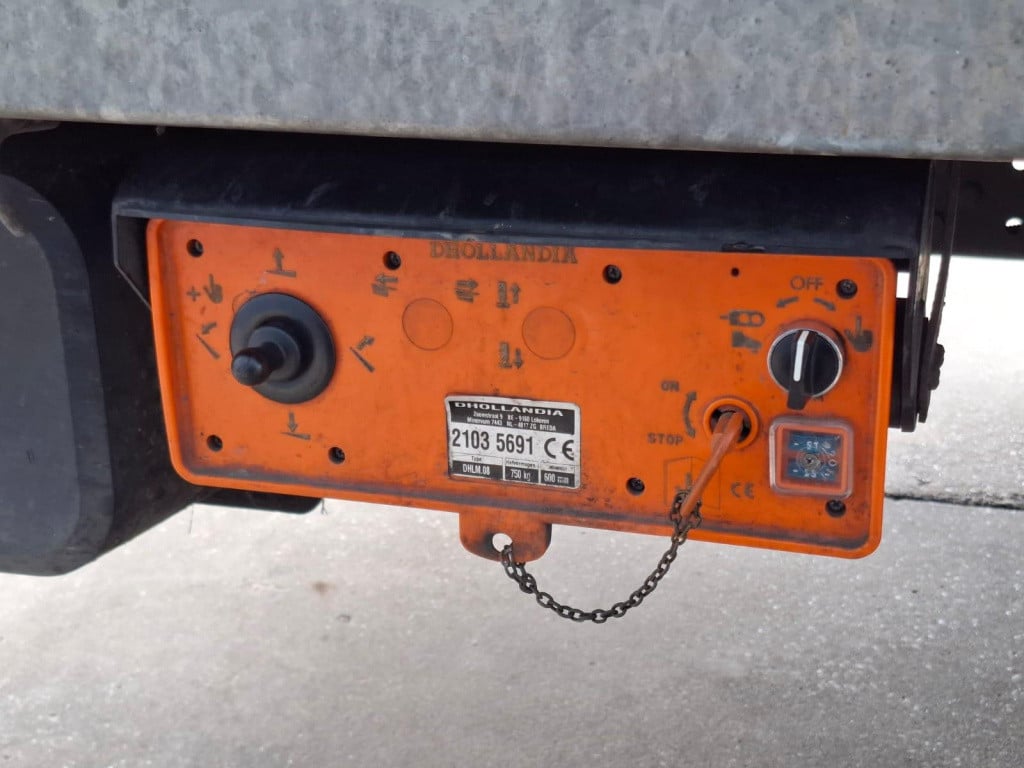 Iveco Daily 35s14nv 2.3 410l h3 pick-up / laadklep / aardgas / airco / crui