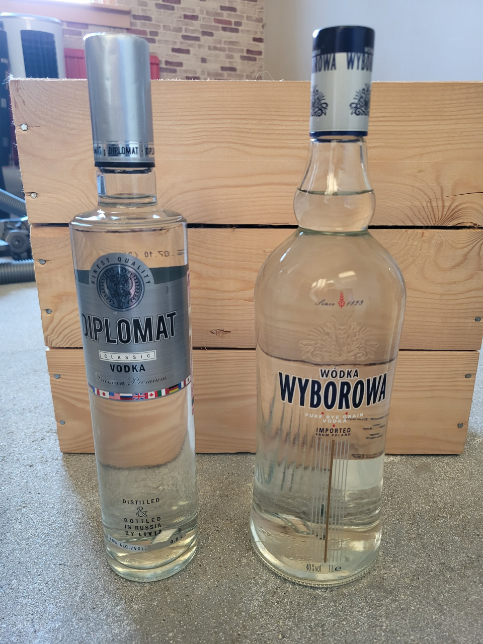 Verschillende flessen drank, wiskey,  cognac, brandy, likeur,