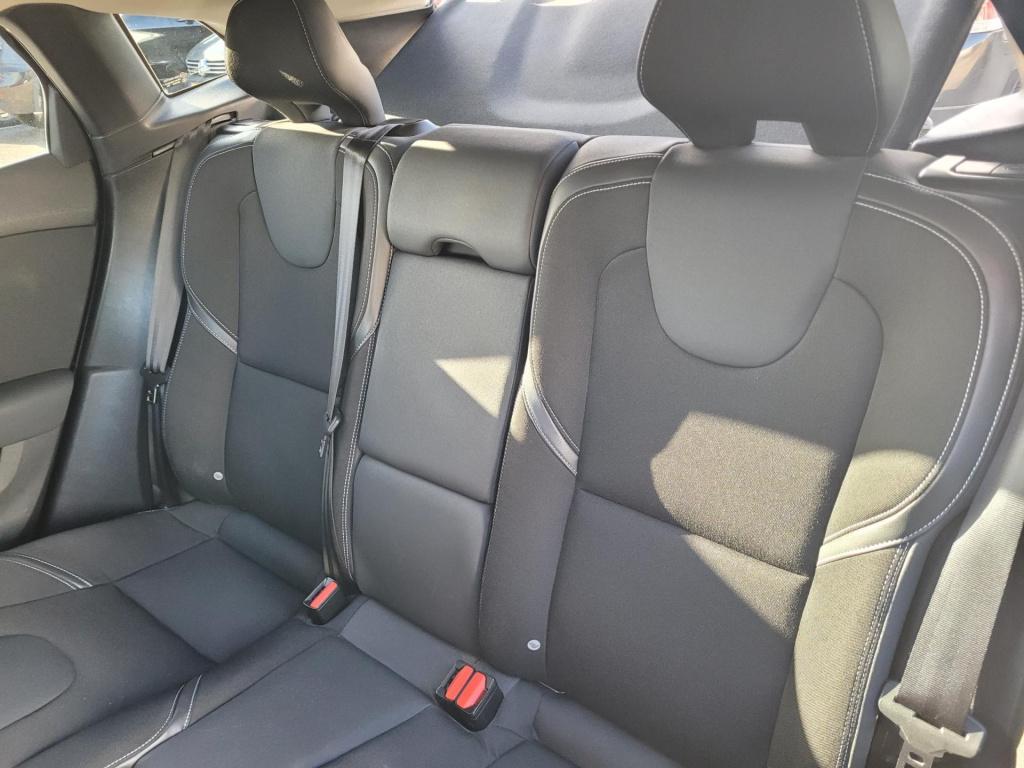 Volvo V40 2.0 d2 summum business