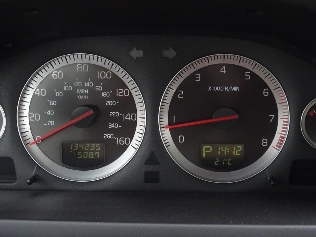 Volvo XC90 4.4 v8 executive edition 7-persoons | pano | stoeverwarming | me