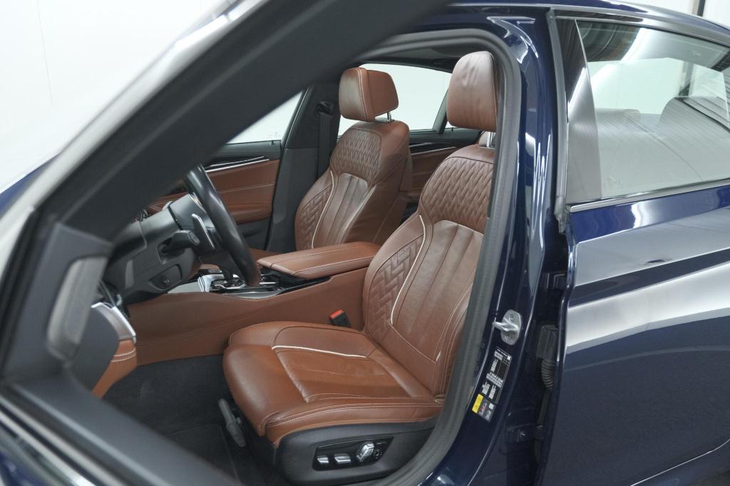 BMW 5 Serie 545e xdrive business edition plus | m sportpakket | driving ass