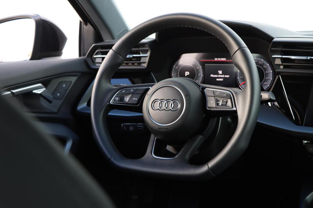 Audi A3 sportback 35 tfsi advanced edition 150pk s-tronic | carplay | camer