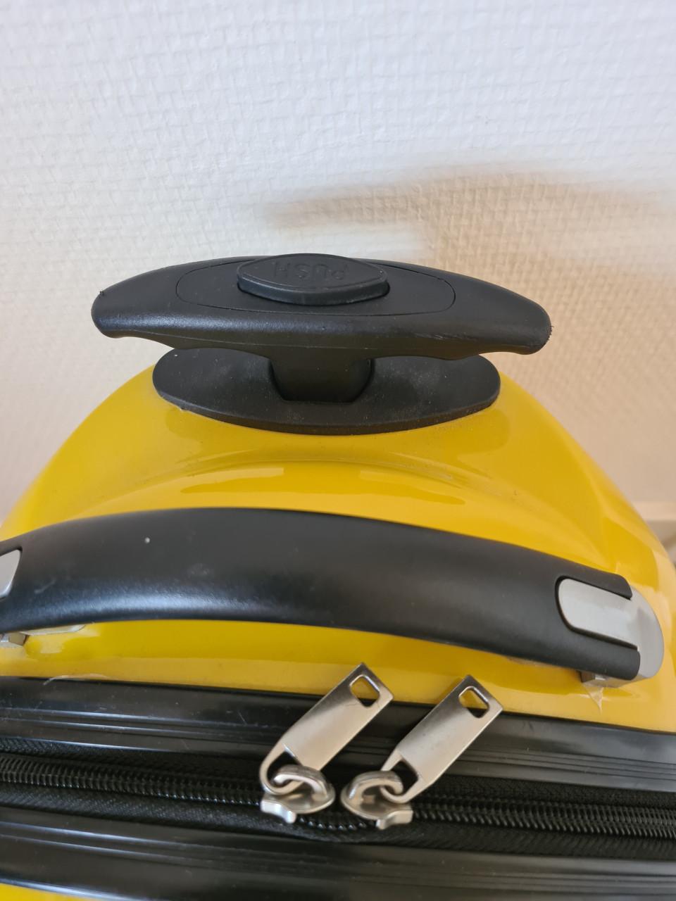 Super leuke hardcase reiskoffer voor kinderen met een vrolijk bijenontwerp,