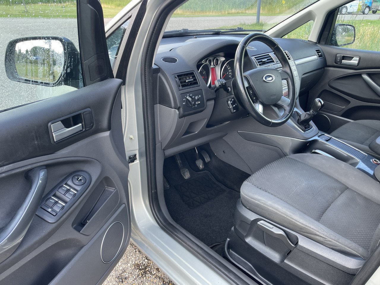 Ford c Max 1.8 titanium uitvoering