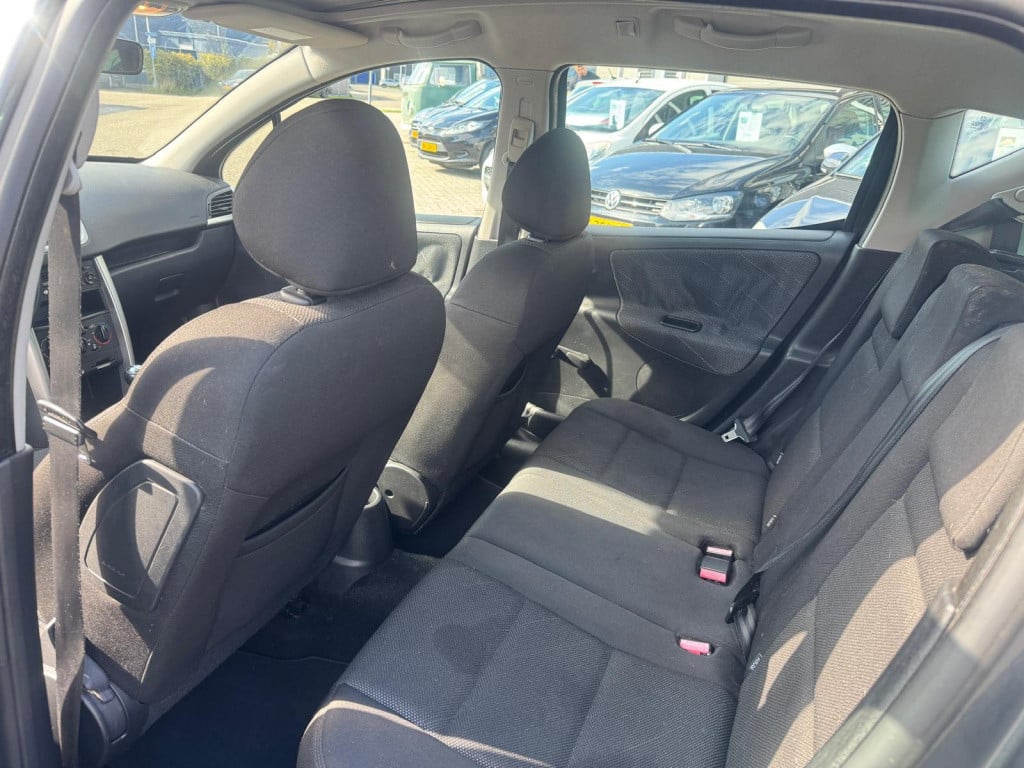 Peugeot 207 sw 1.4 vti xs