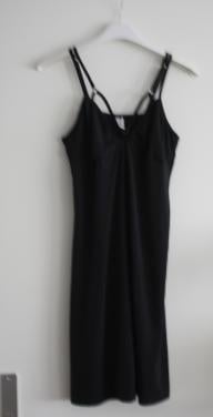 Zwarte onderjurk maat m