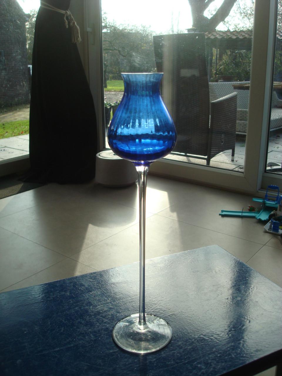 Heel sierlijk vaasje