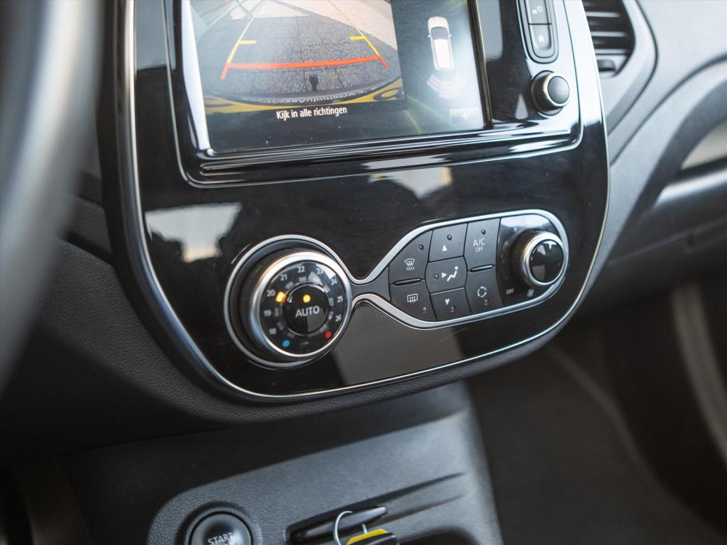Renault Captur tce 150 intens automaat | trekhaak | pano dak | camera | par