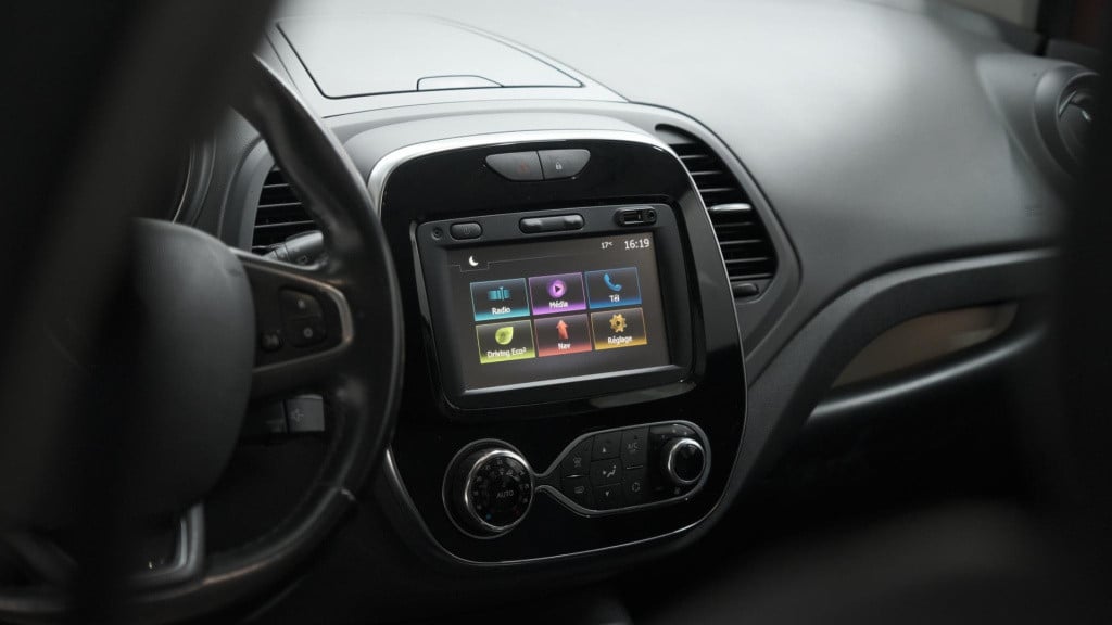 Renault Captur tce 90 intens | lage kilometerstand | parkeersensoren | navi