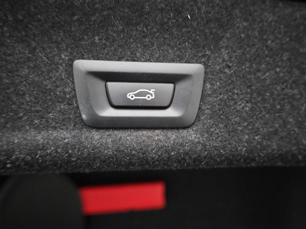 BMW 3-serie 330e edrive edition | automaat | lmv | leder | 360 camera | par
