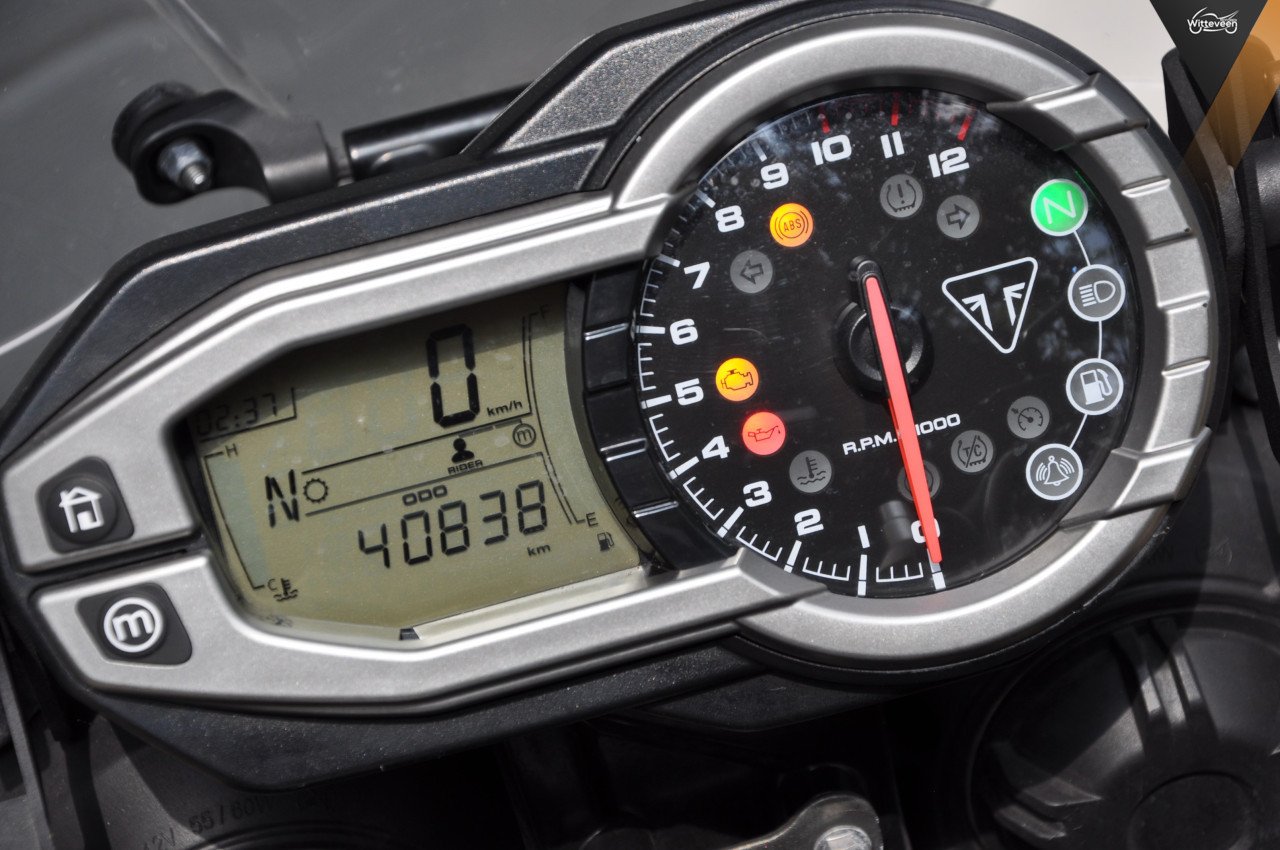 Triumph Tiger 800 XRX