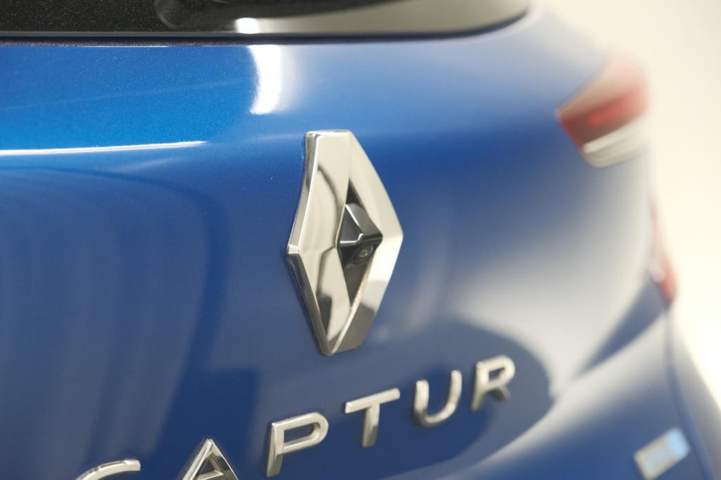 Renault Captur 1.6 e-tech plug-in hybrid 160 intens | camera | 9.3 inch gro