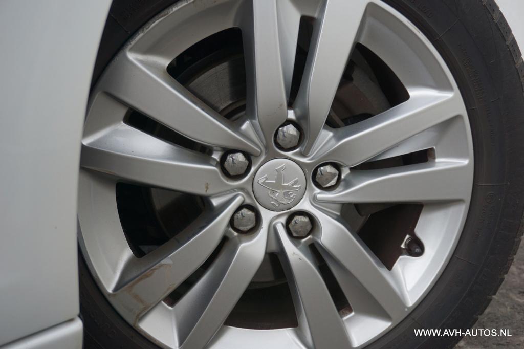 Peugeot 308 sw 1.6 bluehdi blue lease pack