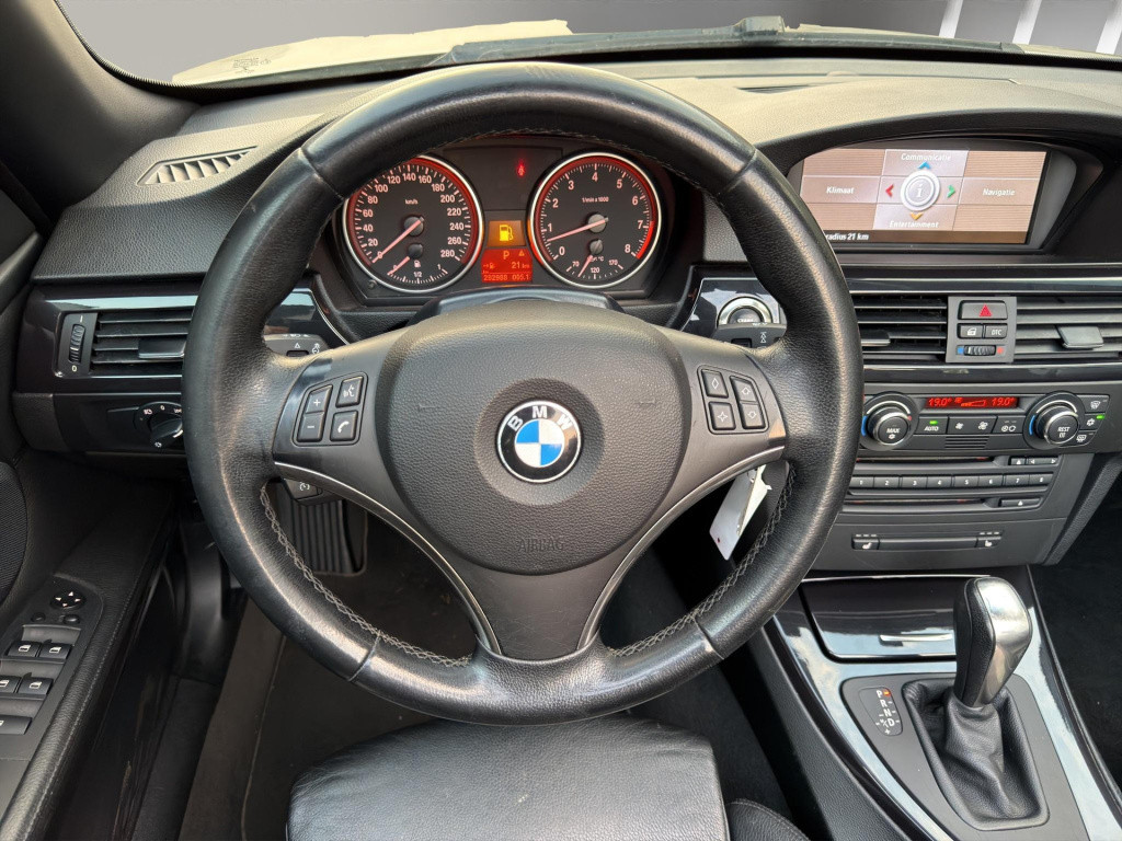 BMW 3-serie cabrio 325i high executive leder navi automaat