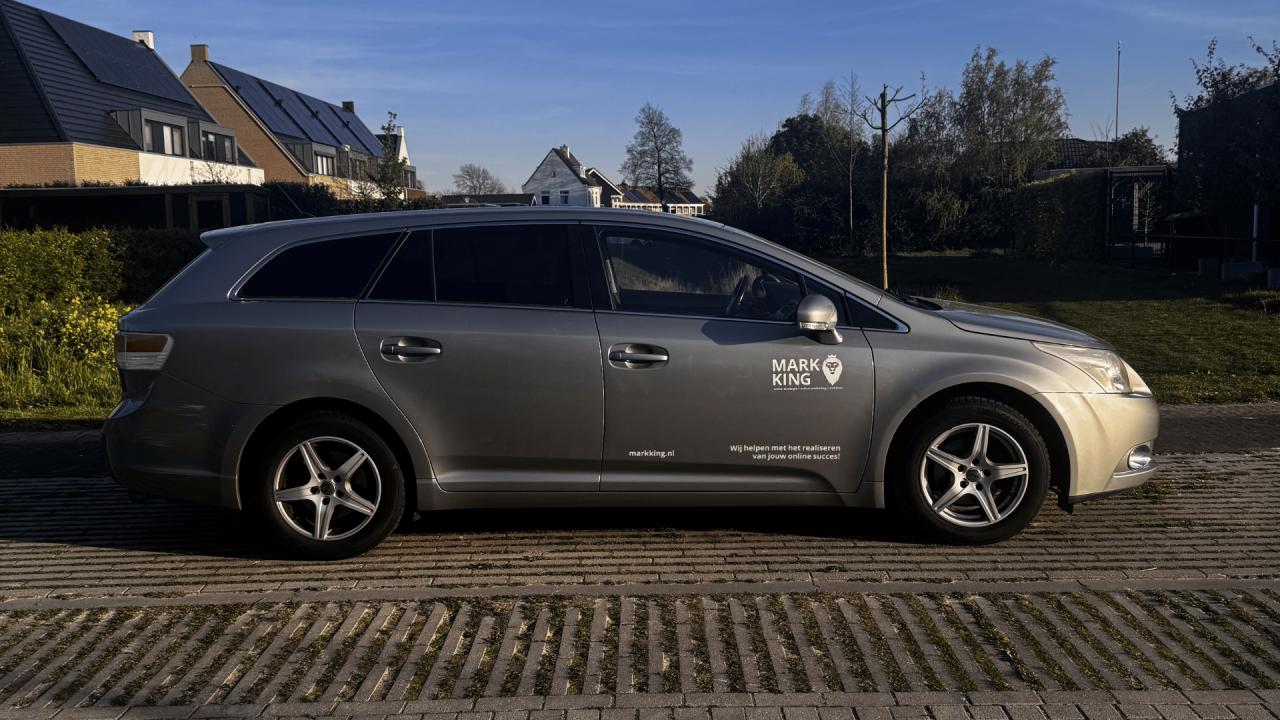 Toyota Avensis Wagon 1.8i Executive Business 2009 Leder Navigatie Camera