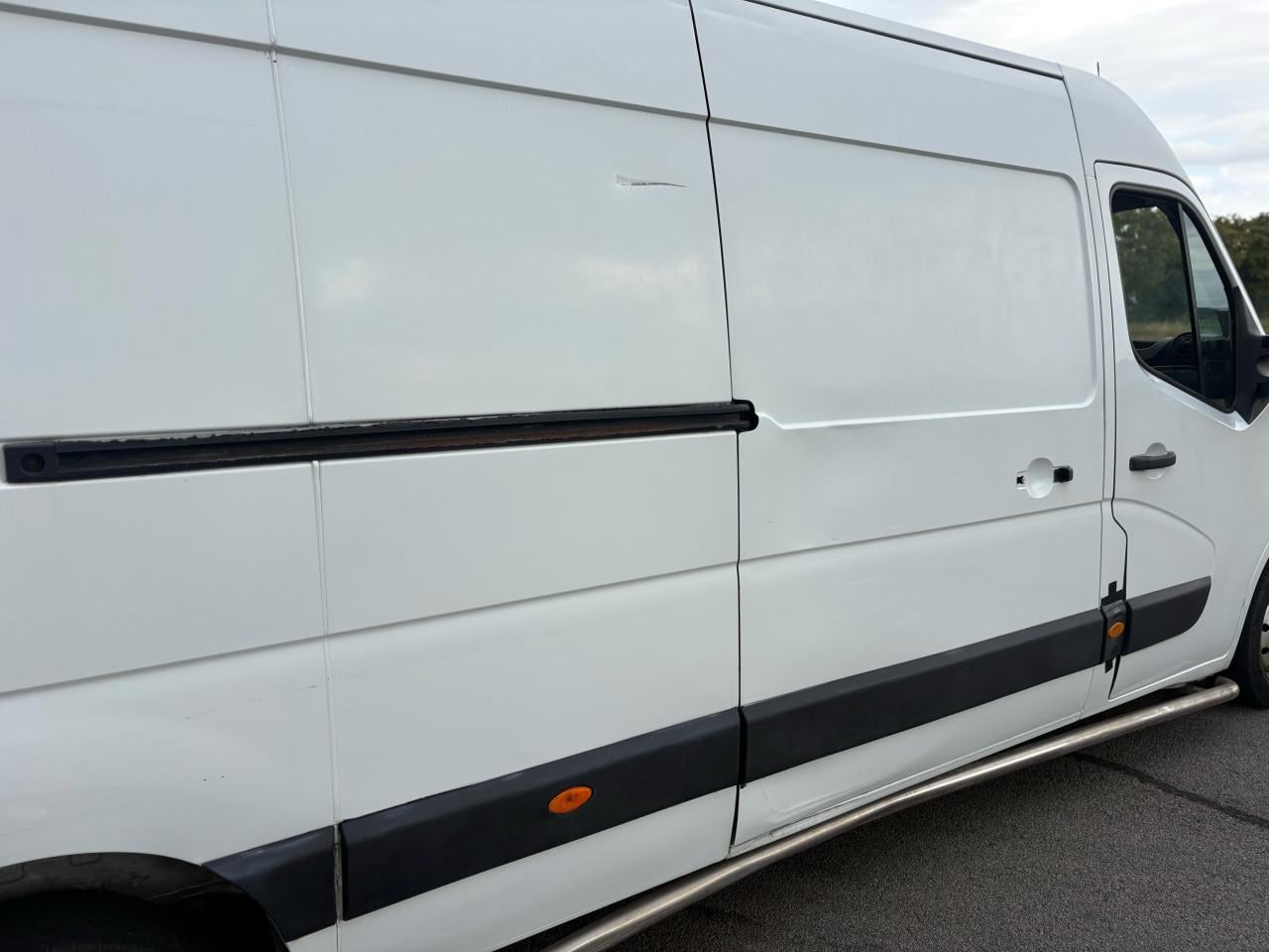 OPEL MOVANO 2.3 DIESEL / bj2011 / EURO5 / LEES BESCHRIJVINV