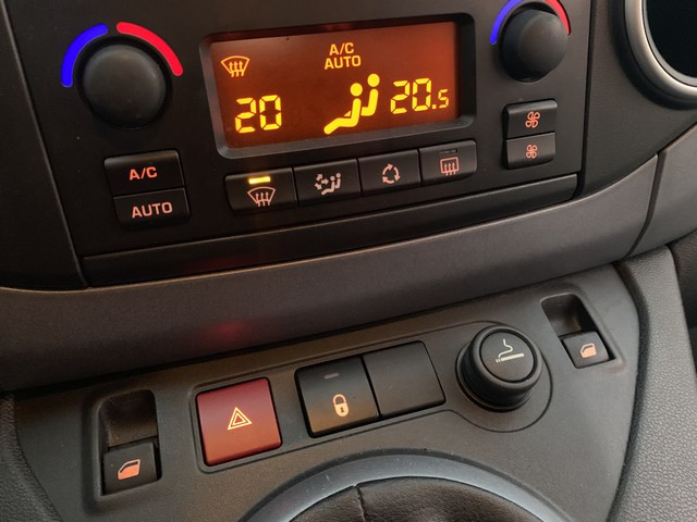 Citroen Berlingo 1.6 16v - v e r k o c h t