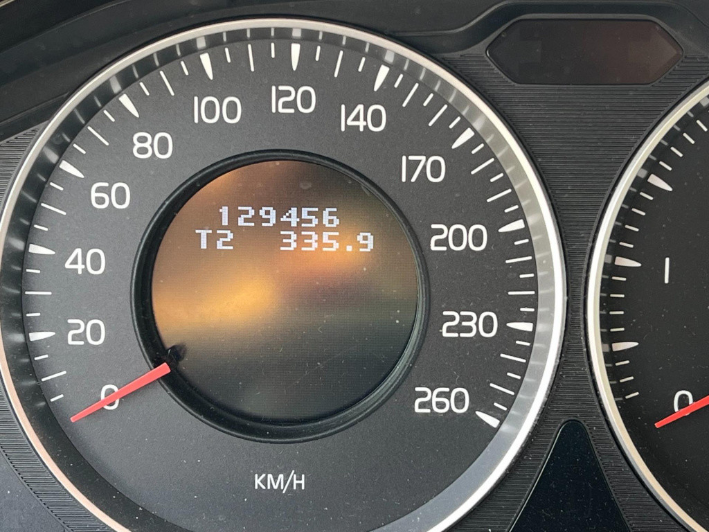 Volvo V70 1.6 d2 kinetic, trekhaak, navi, parkeersensoren enz...