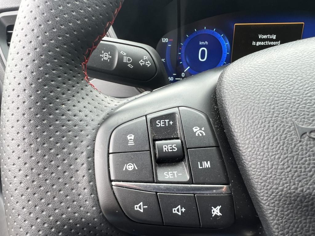 Ford Kuga 2.5 phev e-cvt 225pk st-line x ,adaptive cc , trekhaak , voorruit