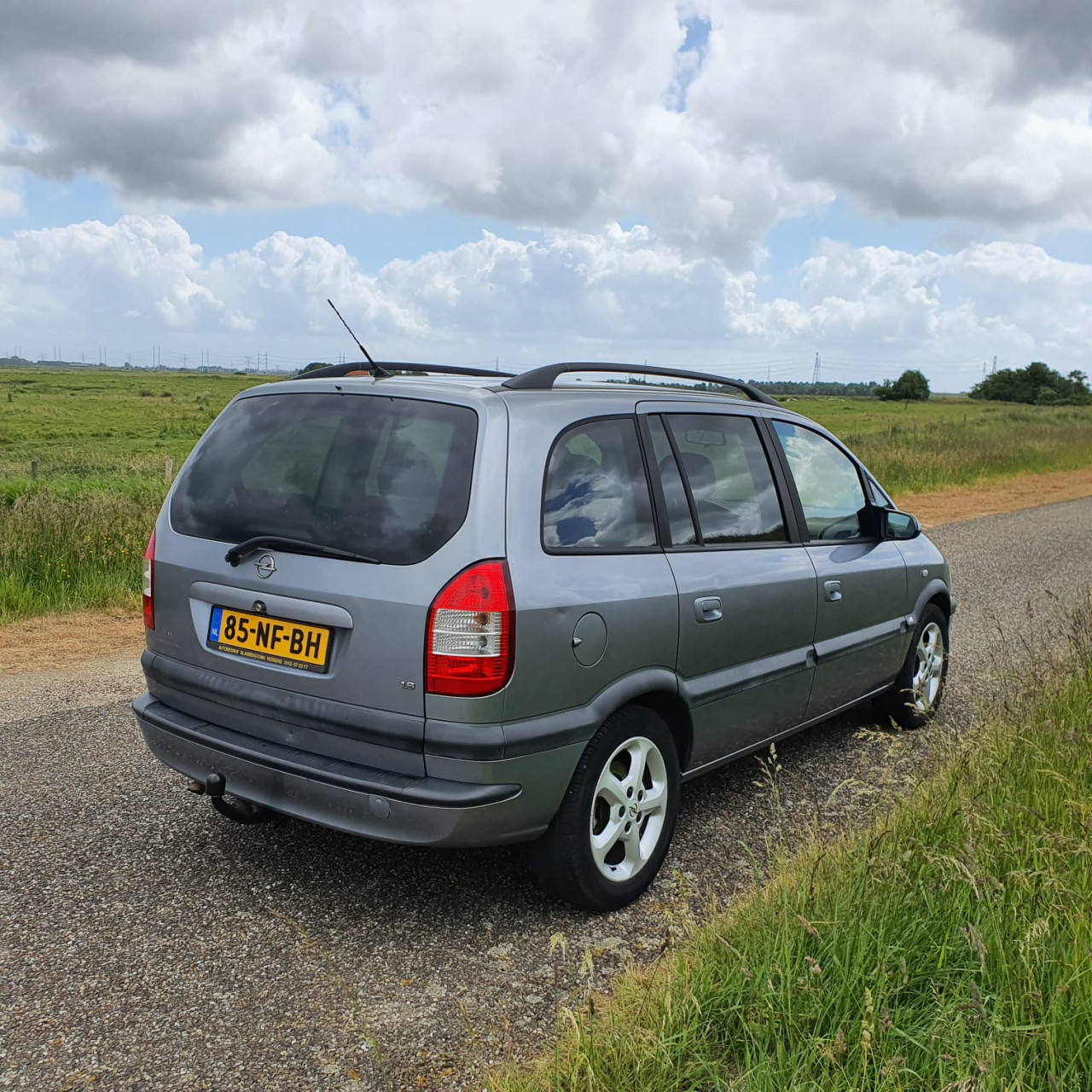 Opel Zafira 1.8-16V Elegance Clima/Cruise
