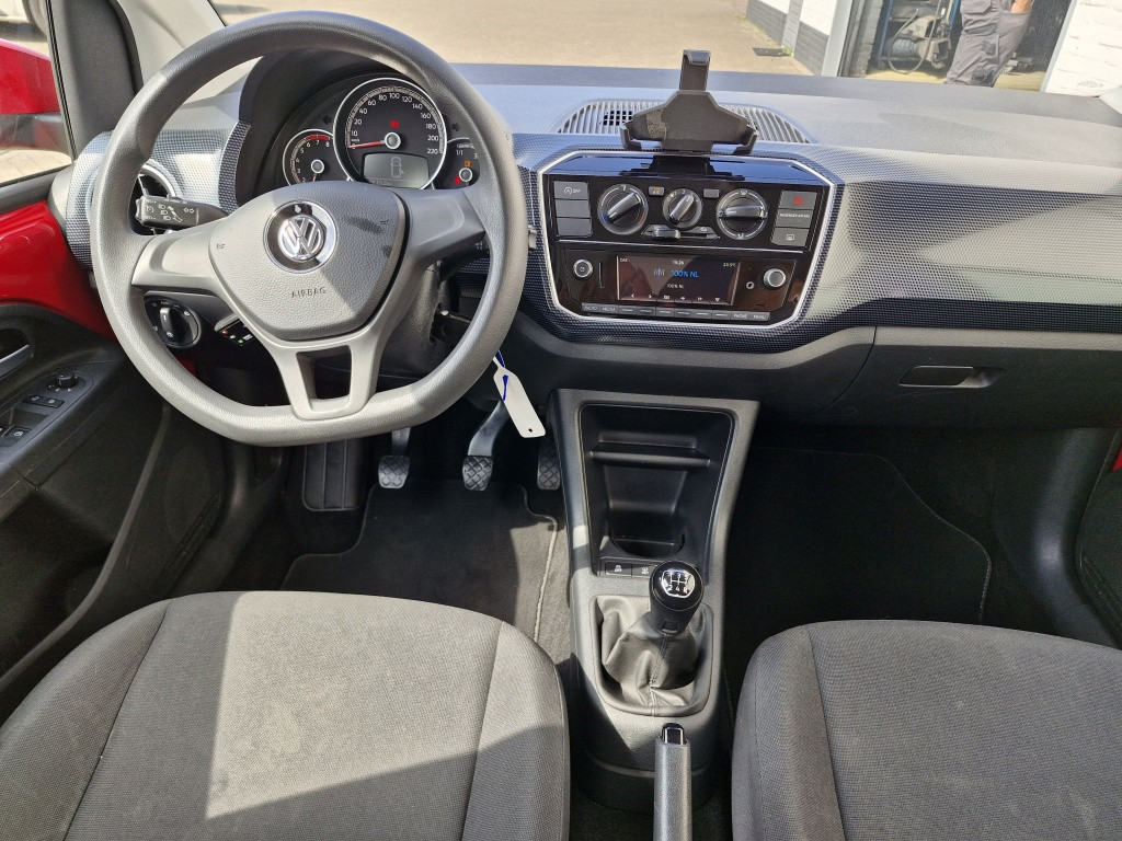 Volkswagen UP! 1.0 bmt move up! | executive en drive pakket verkocht
