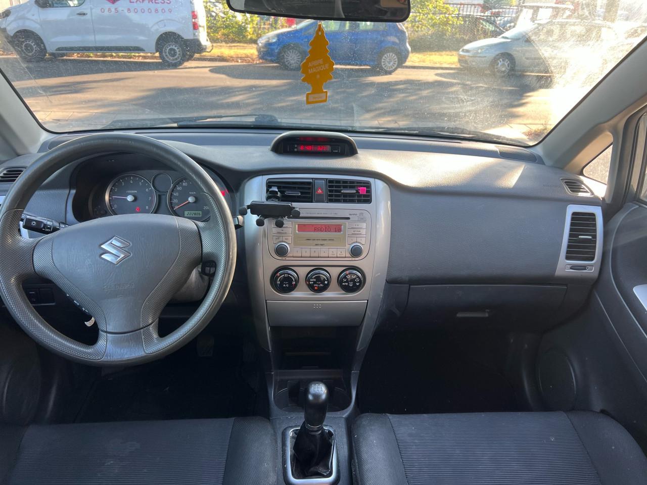 Suzuki Liana 1.6 Exclusive Airco/Cruise