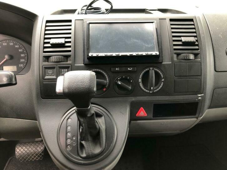 VW T5 Stealth Camper