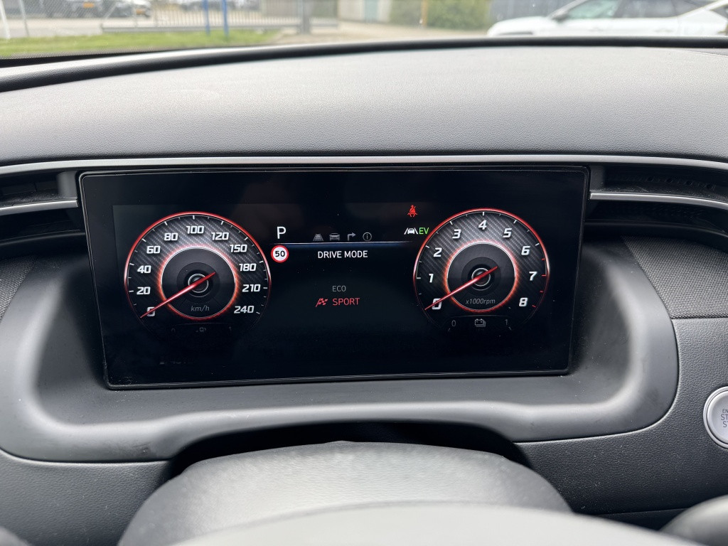 Hyundai Tucson Hybrid 1.6 t-gdi hev premium sky | full options | trekhaak 1