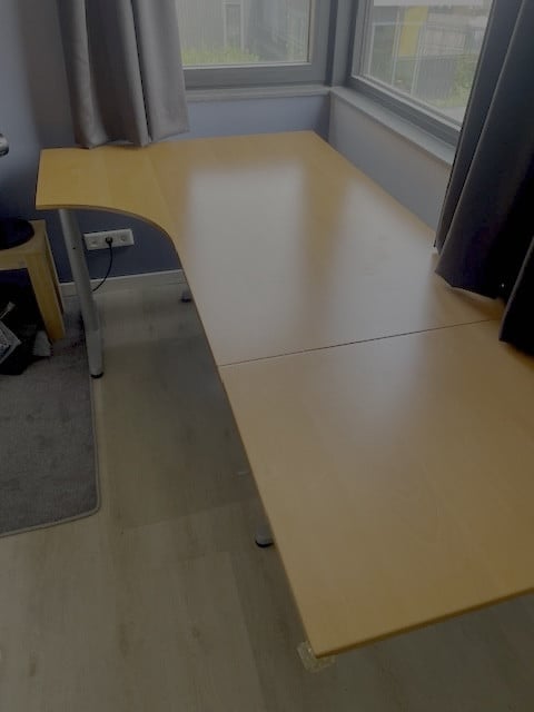 Hoek Bureau 220x120cm, stijlvol design.  Hoogte verstelbaar