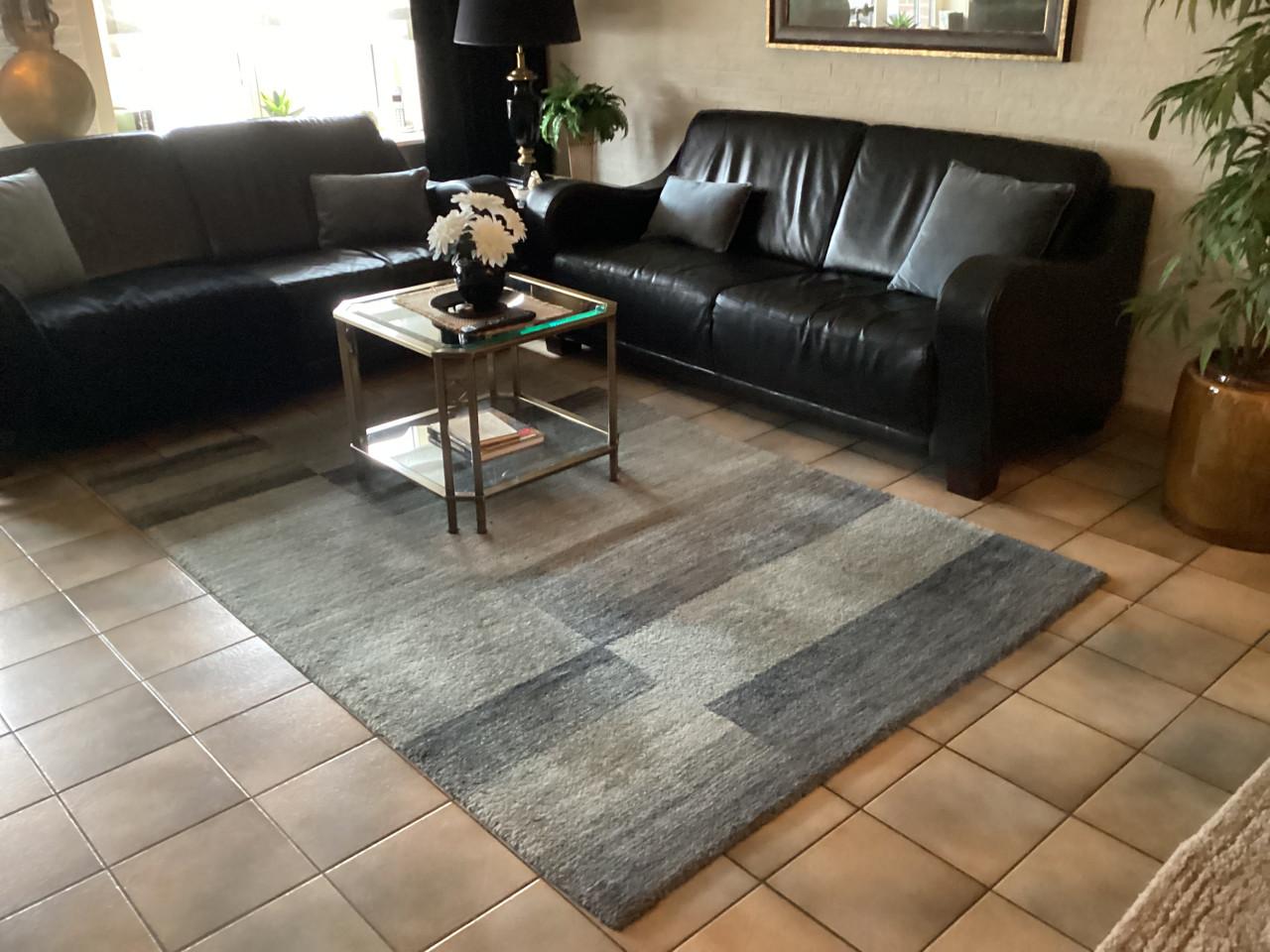 Te koop vloerkleden antraciet