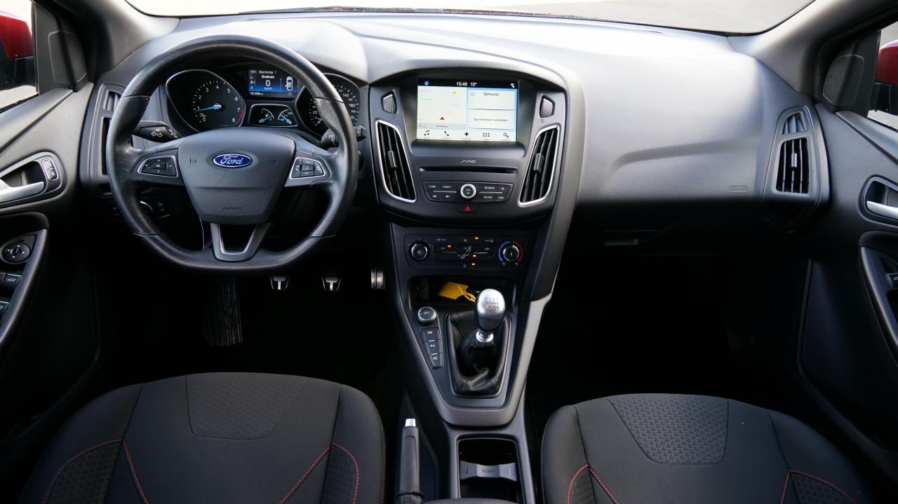 Ford Focus 1.0 ST-Line rijklaar incl garantie