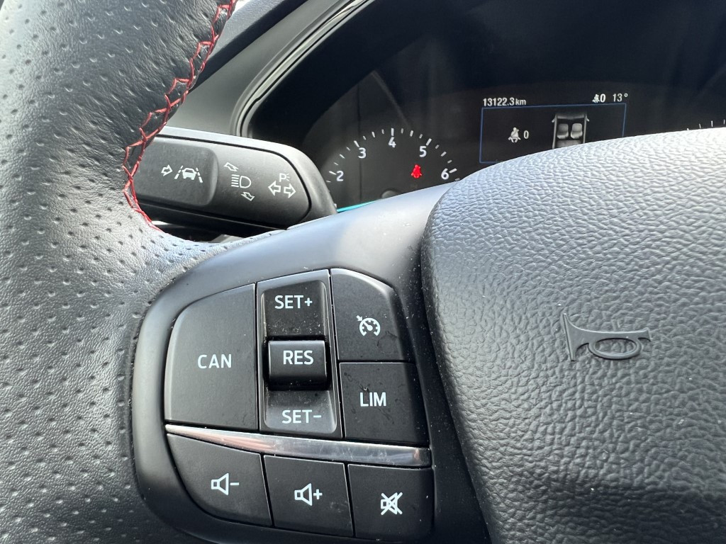 Ford Focus wagon 1.0 ecoboost 125pk st line business