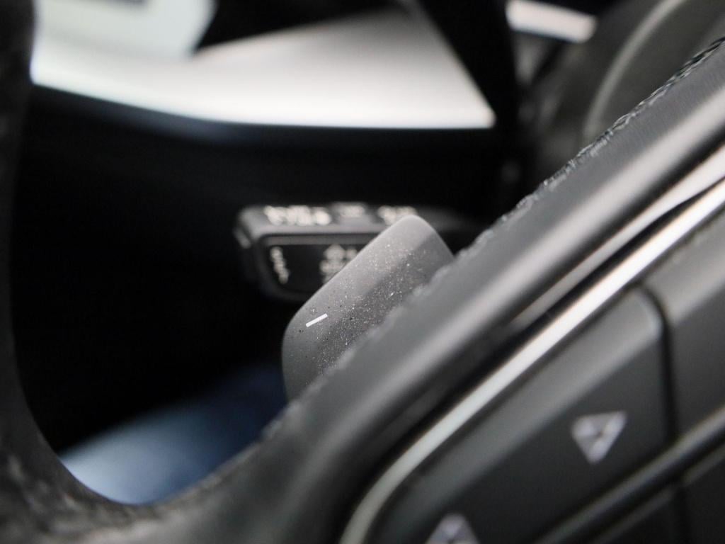 Audi A3 limousine 30 tfsi s edition | automaat | navigatie | vlak stuur | c