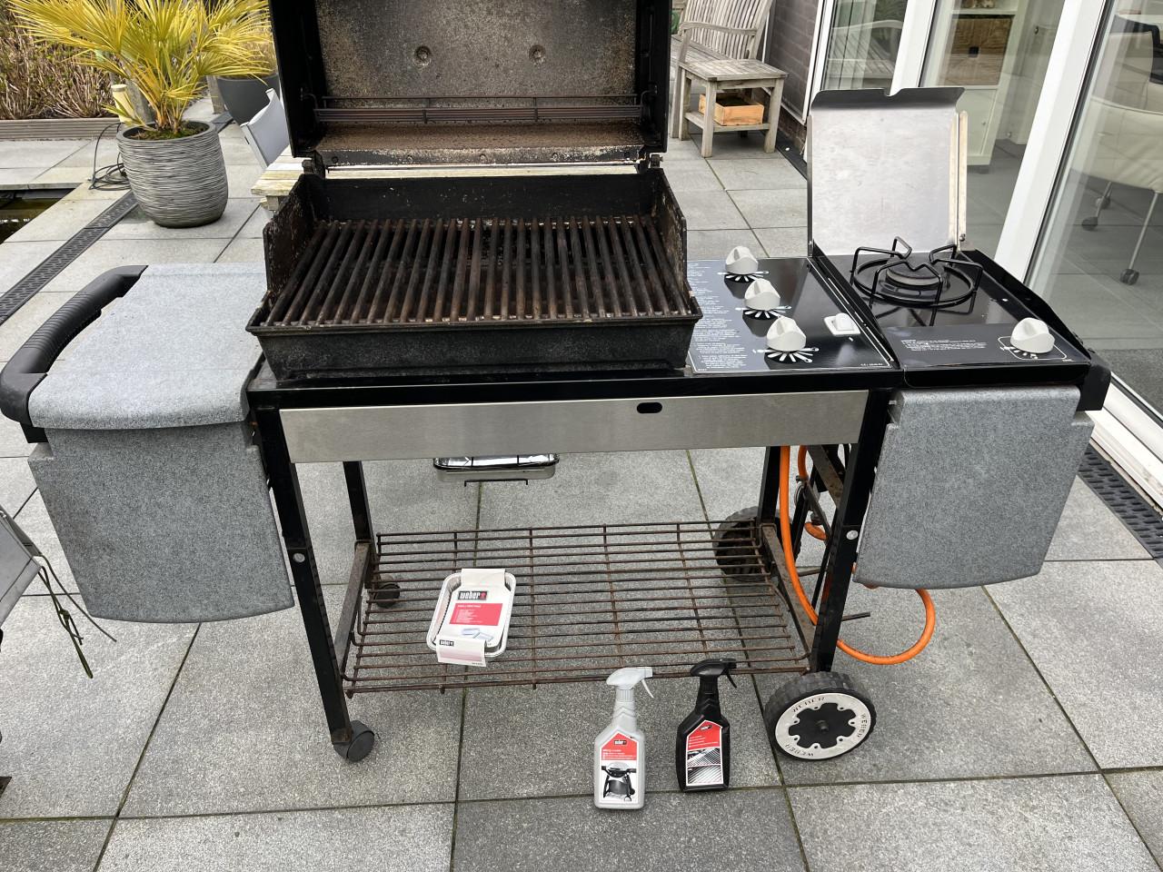 Barbecue WEBER Genesis Gold