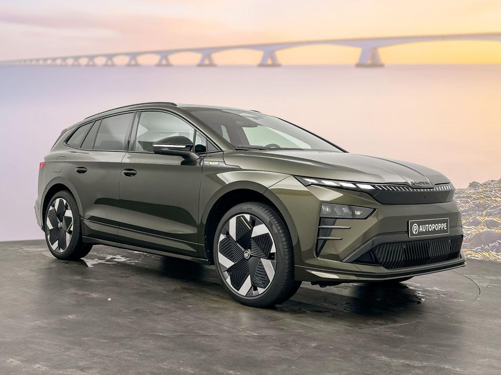 Skoda Enyaq Iv rs elektromotor 250 kw / 340 pk suv elektrische aa