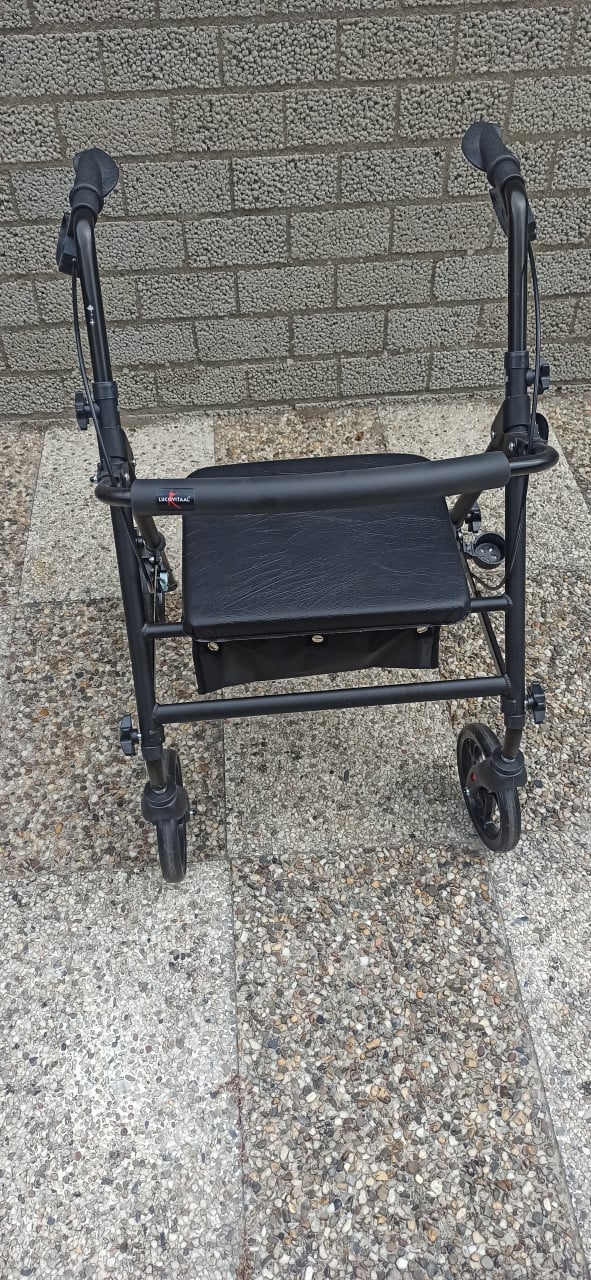 Splinternieuwe opvouwbare rollator Lucovitaal