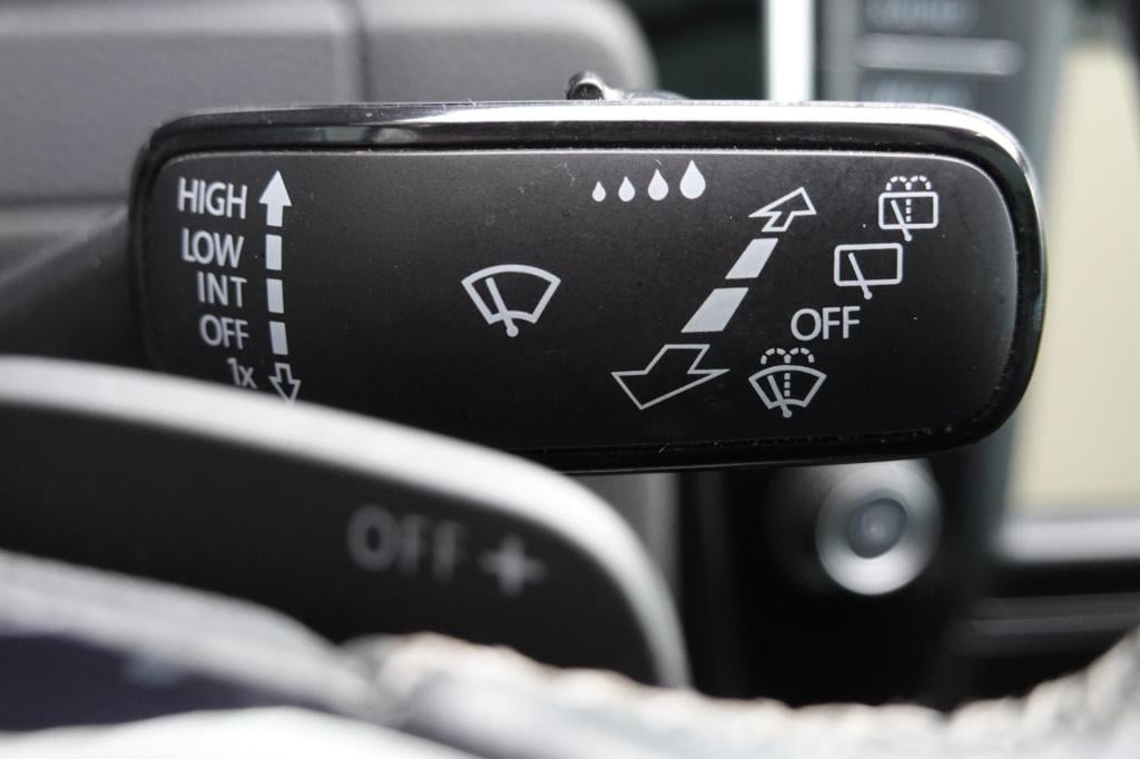 Volkswagen Golf 2.0 tsi r 4motion