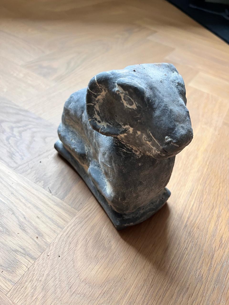 Stenen beeldje ram