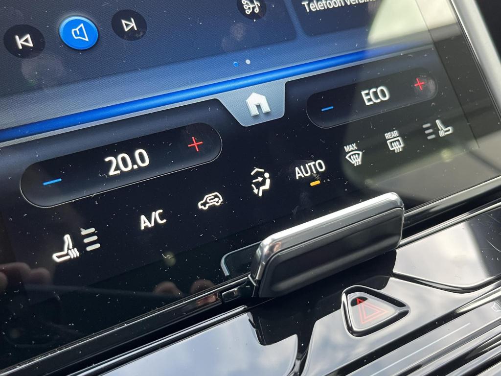 Ford Explorer premium extended range rwd 77 kwh | panoramadak | climate con