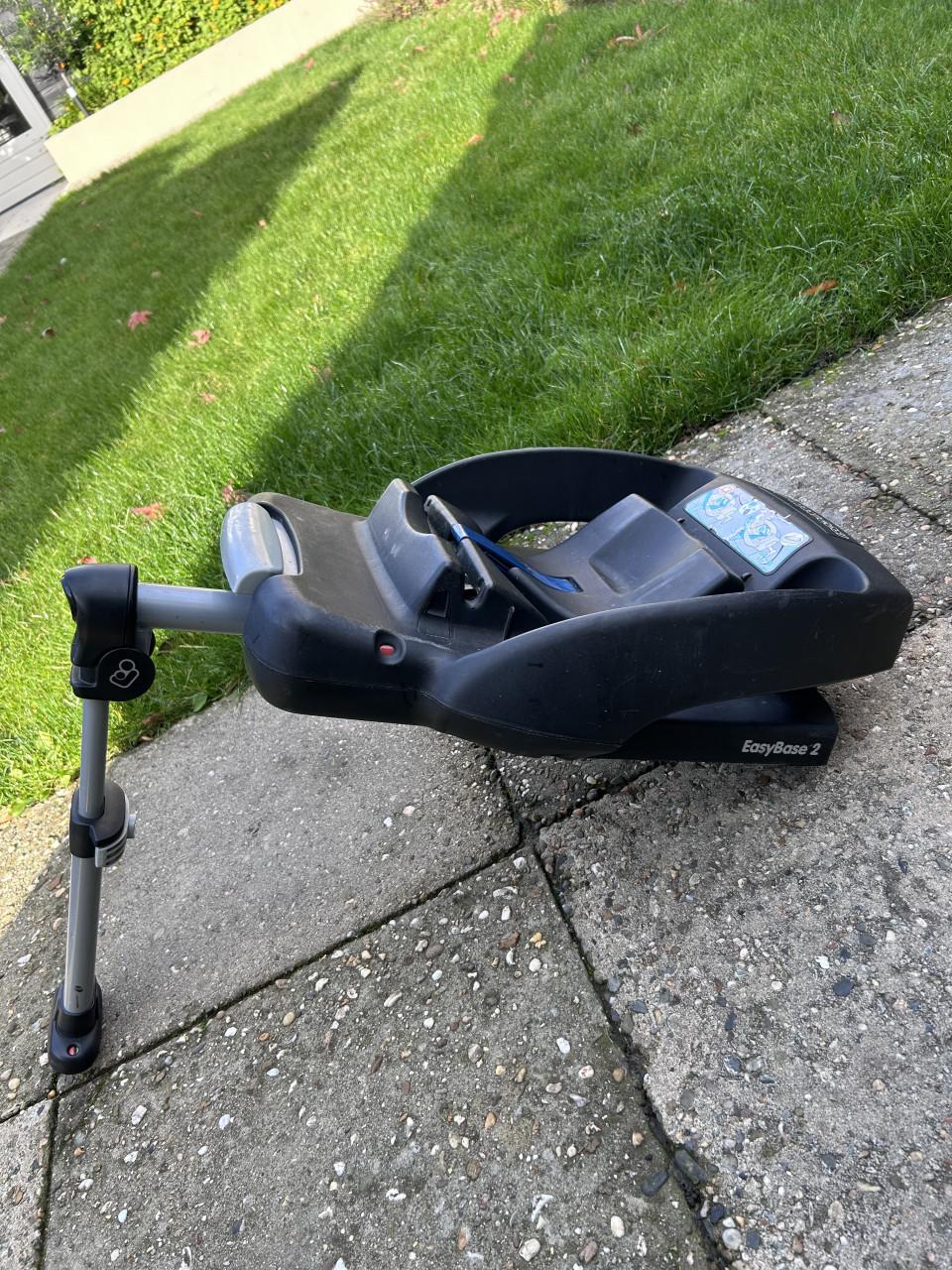 Maxi Cosi base