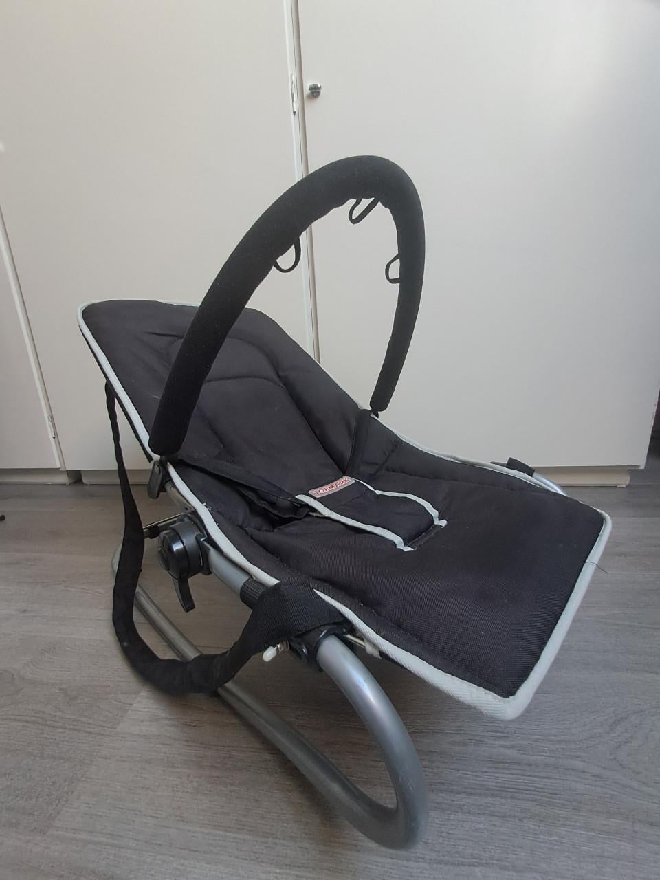 Baby-wipstoel