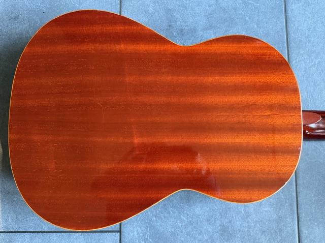Klassieke cq Spaanse gitaar 1973!