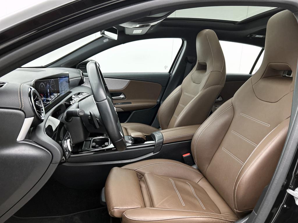Mercedes-Benz A-Klasse 250 e business solution amg | panoramadak | cruise c