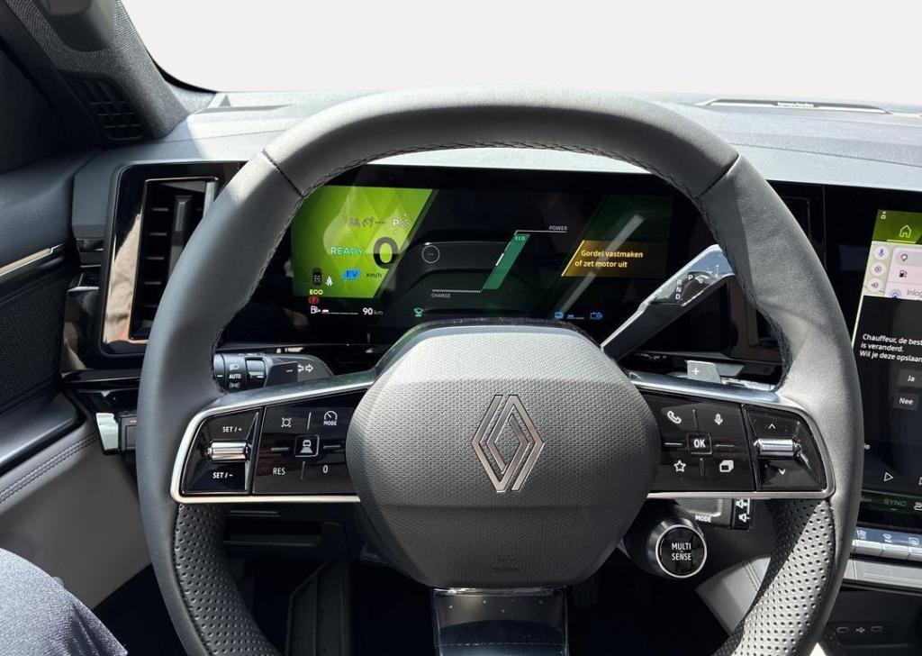Renault Espace e-tech full hybrid 200 iconic 7p. - pack light & sound / all
