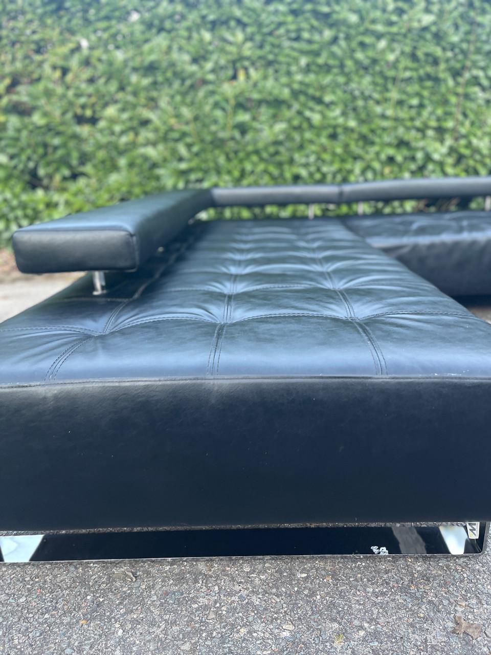 Montèl Cipriani design hoekbank zwart leer met hocker – Gratis Levering NL