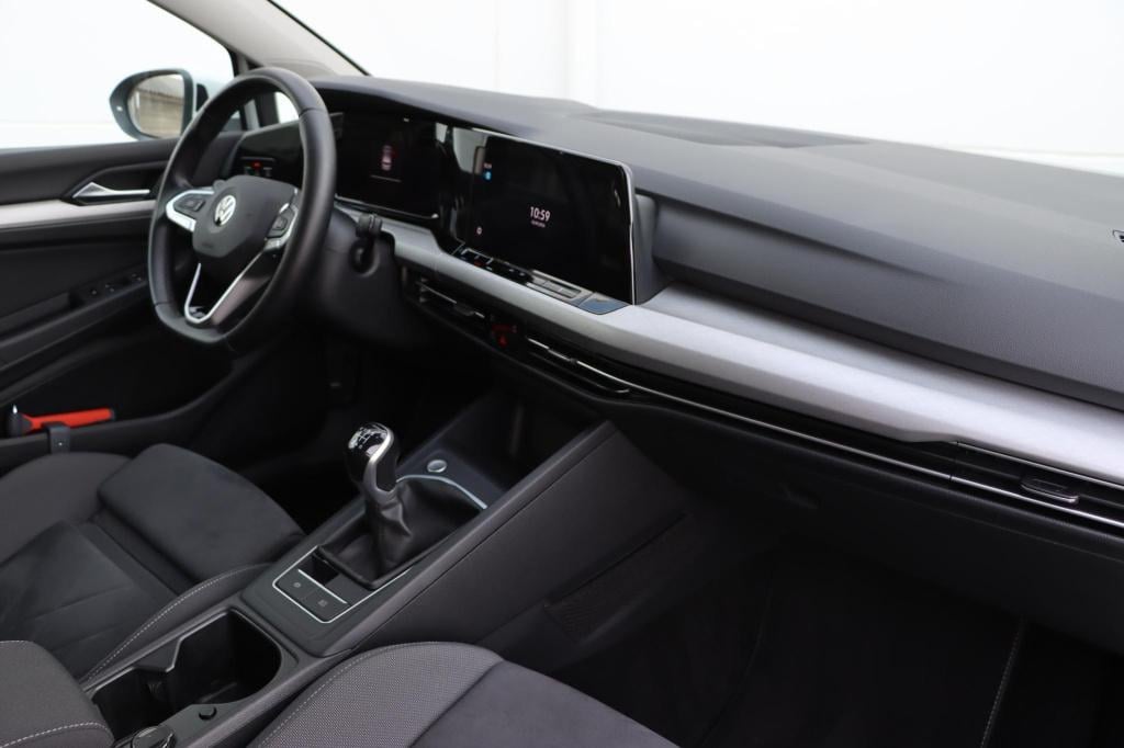 Volkswagen Golf 1.0 tsi life business 110pk