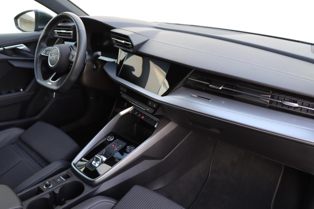 Audi A3 sportback 35 tfsi s edition 150pk s tronic