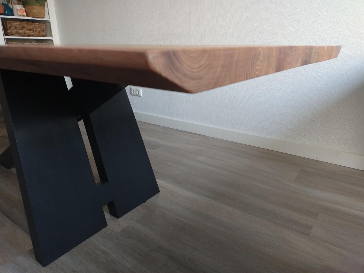 Prachtige, grote eetkamertafel 220 x 100 cm