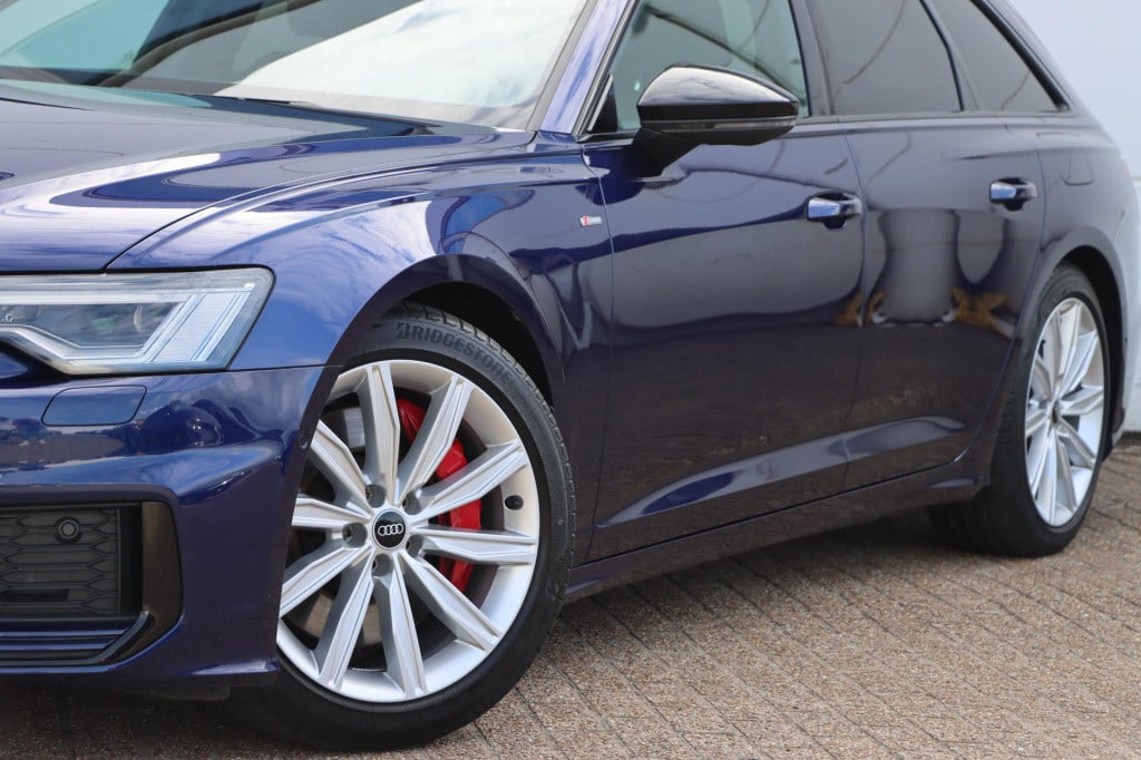 Audi A6 avant 55 tfsi e quattro s edition competition 367pk s-tr