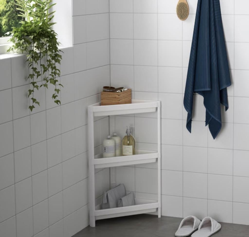 Open hoekkastje badkamer